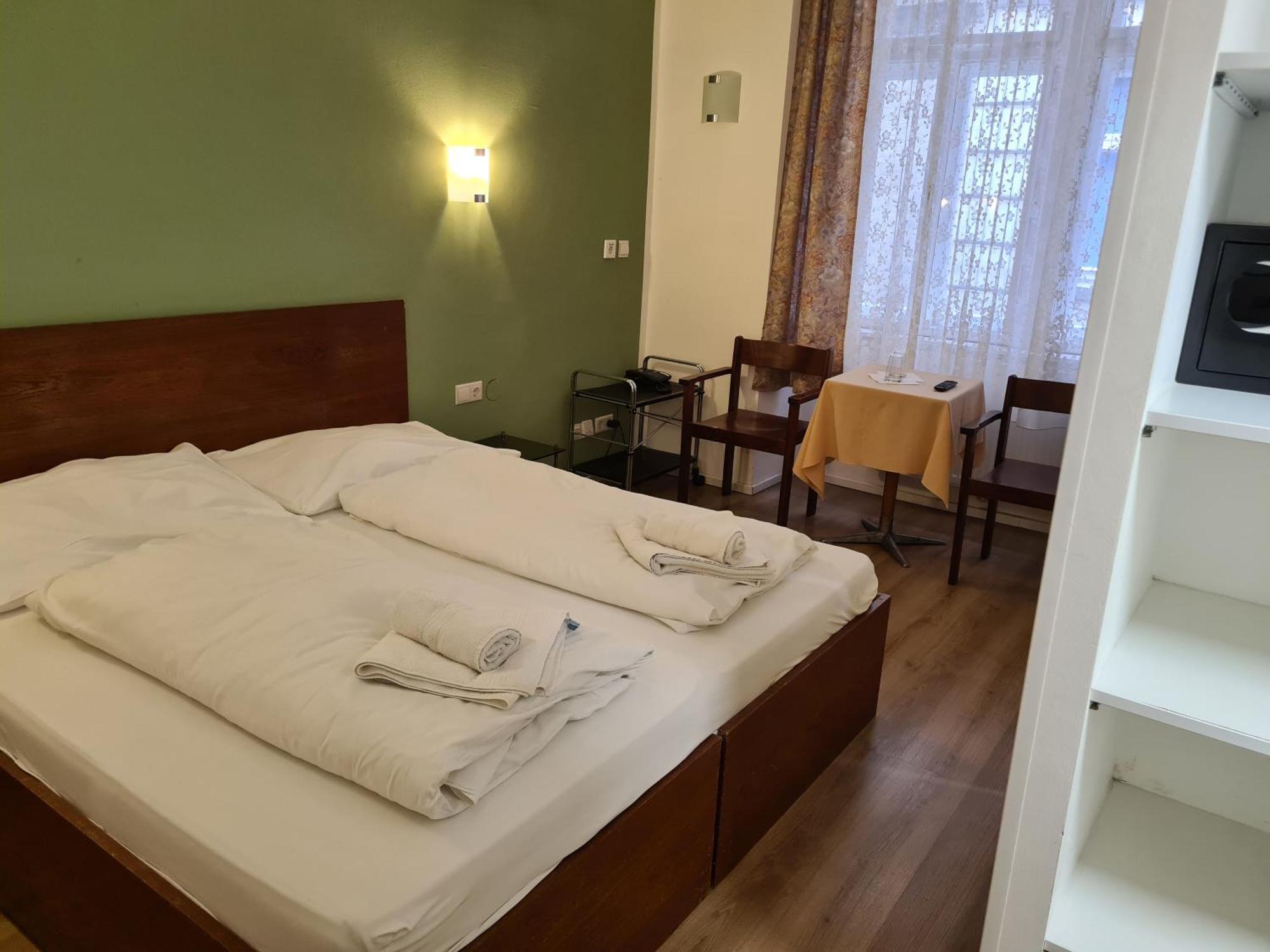 Pension Ani-Falstaff Viena Exterior foto