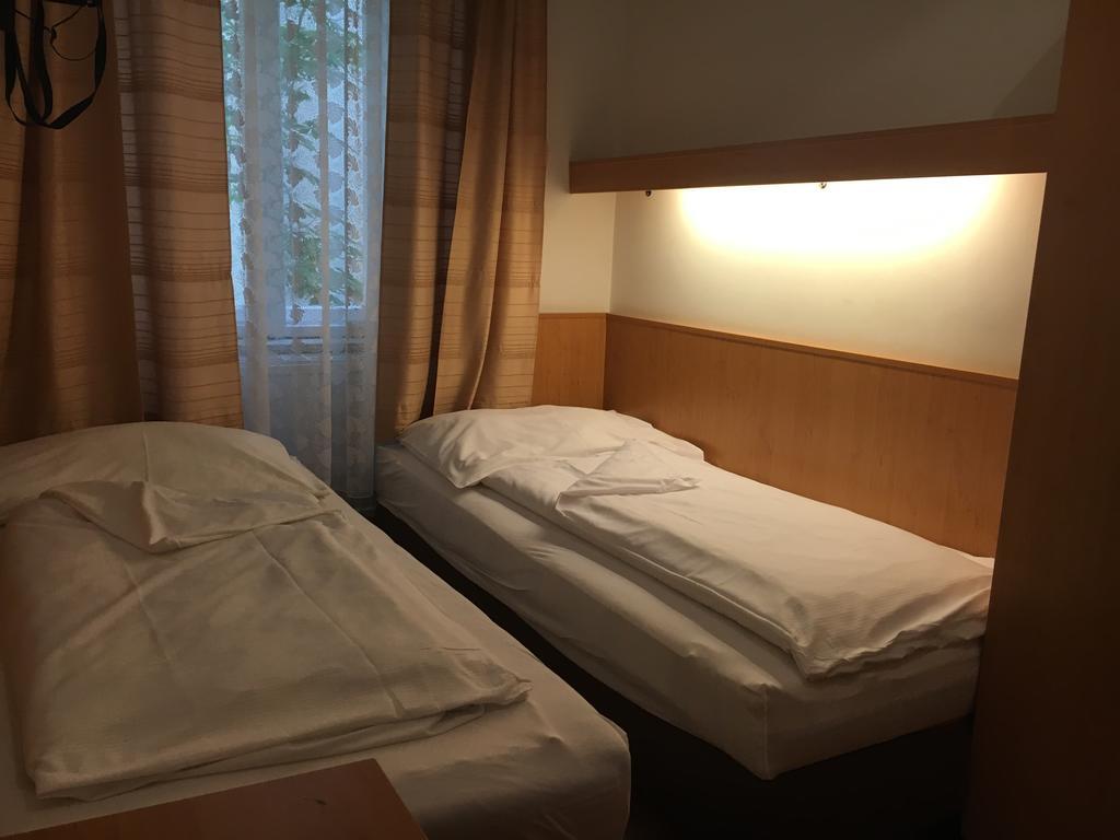 Pension Ani-Falstaff Viena Exterior foto